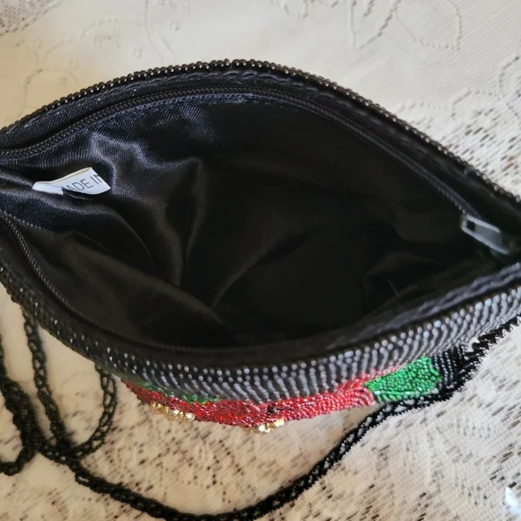 Handmade flower bag - Picture 3 of 5